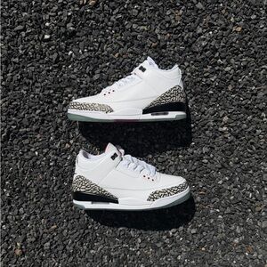 Jordan 3 White cement “Free Throw line”
